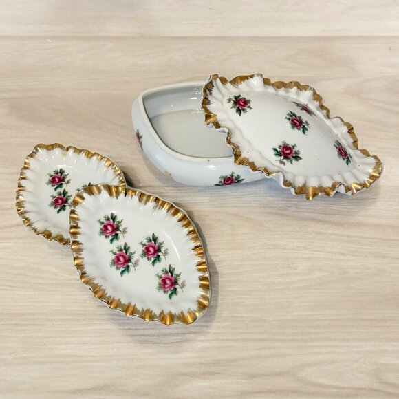 Vintage 4 Pieces Bone China Dish Bowl Plates and Lid White Floral Design - Picture 4 of 7